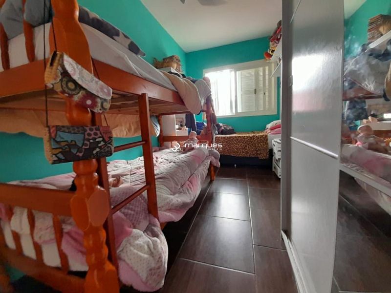Casa com 2 quartos, 2 banheiros e 78m² à venda no bairro Areal, Pelotas