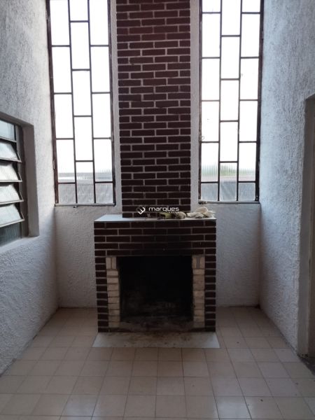 Sobrado com 4 quartos, 2 banheiros e 260m² à venda no bairro Fragata, Pelotas