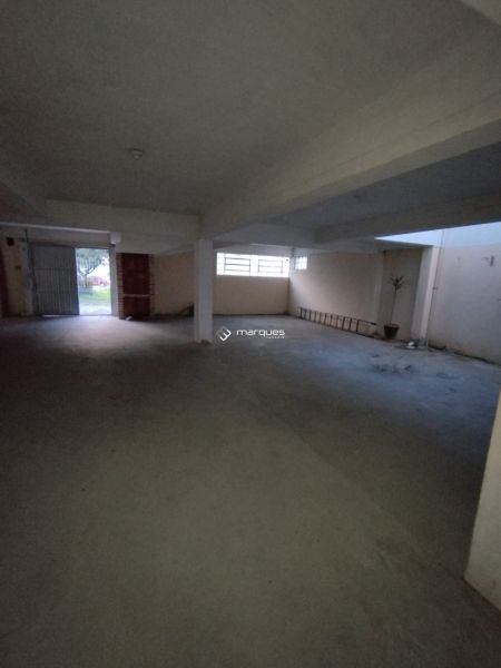 Sobrado com 4 quartos, 2 banheiros e 260m² à venda no bairro Fragata, Pelotas