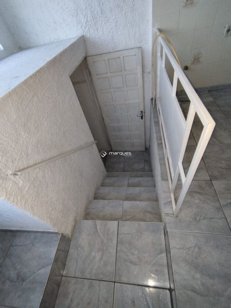 Sobrado com 4 quartos, 2 banheiros e 260m² à venda no bairro Fragata, Pelotas