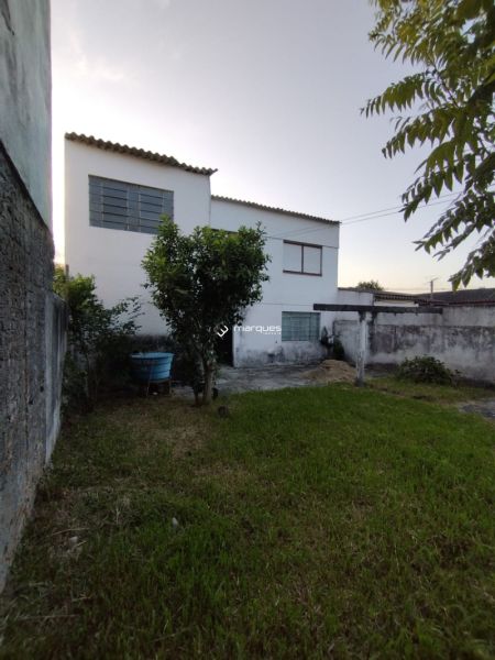 Sobrado com 4 quartos, 2 banheiros e 260m² à venda no bairro Fragata, Pelotas