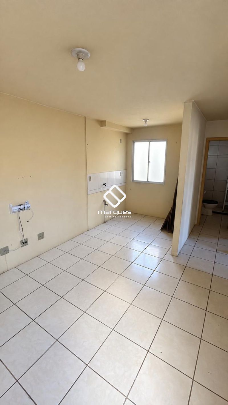 Apartamento com 2 quartos, 1 banheiro e 55m² para alugar no bairro São Gonçalo, Pelotas