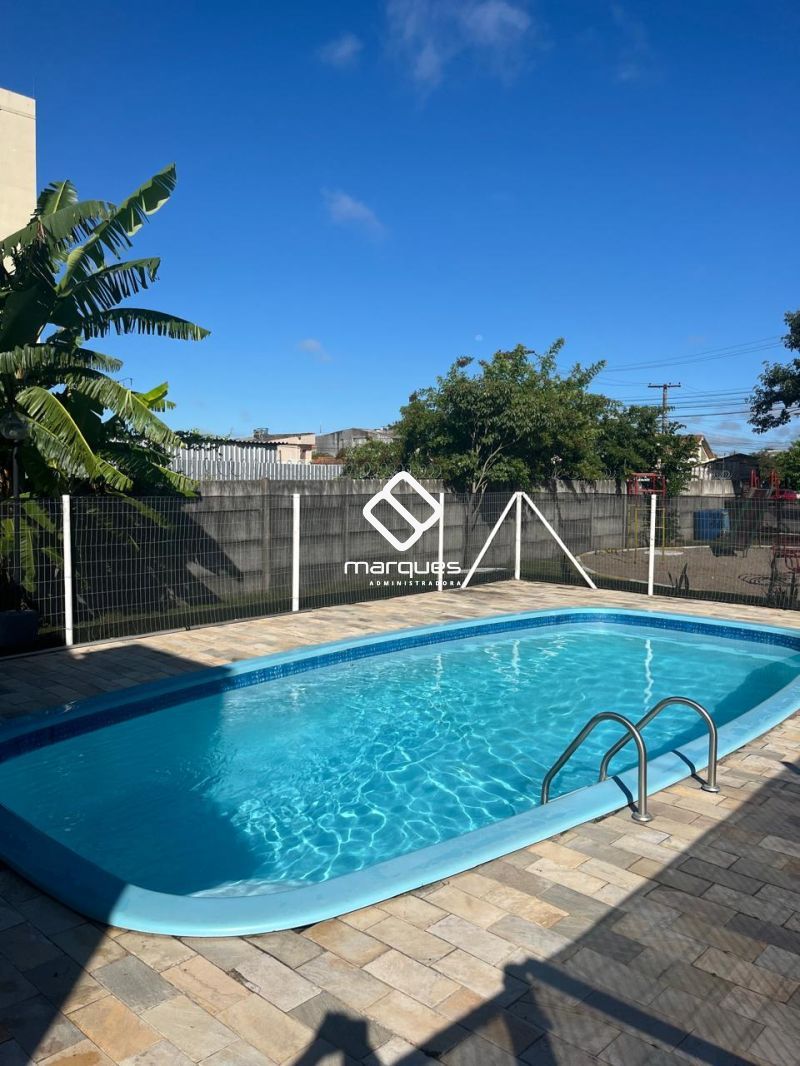 Apartamento com 2 quartos, 1 banheiro e 55m² para alugar no bairro São Gonçalo, Pelotas