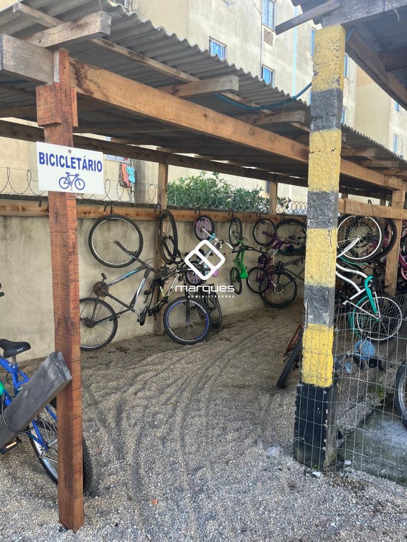 Apartamento com 2 quartos, 1 banheiro e 55m² para alugar no bairro São Gonçalo, Pelotas