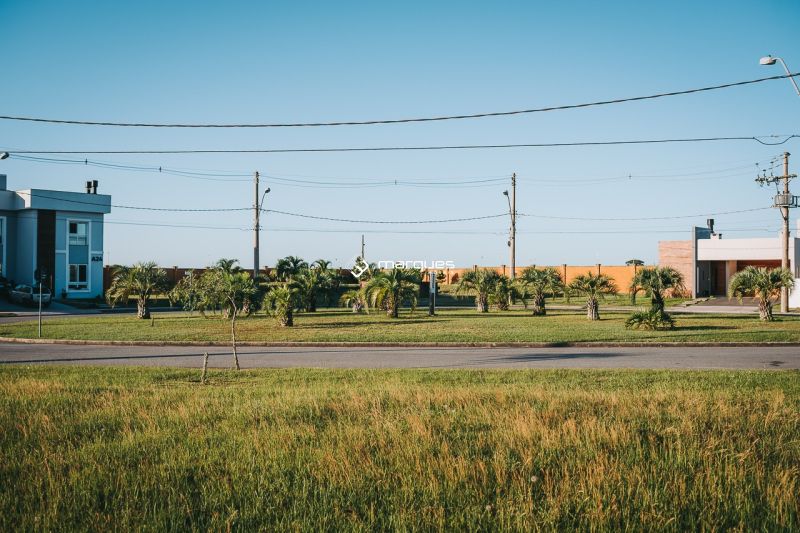 Terreno à venda no bairro Três Vendas, Pelotas