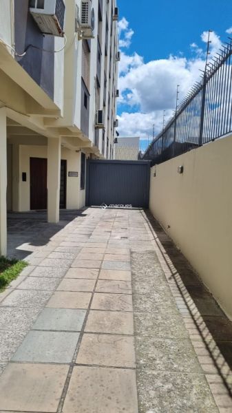 Apartamento com 2 quartos, 1 banheiro e 80m² à venda no bairro Centro, Pelotas