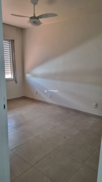 Apartamento com 2 quartos, 1 banheiro e 80m² à venda no bairro Centro, Pelotas