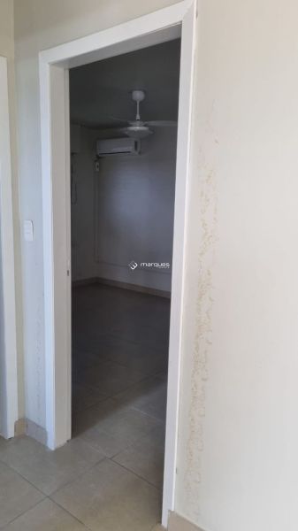 Apartamento com 2 quartos, 1 banheiro e 80m² à venda no bairro Centro, Pelotas