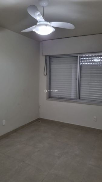 Apartamento com 2 quartos, 1 banheiro e 80m² à venda no bairro Centro, Pelotas