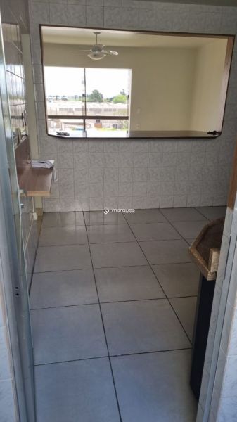 Apartamento com 2 quartos, 1 banheiro e 80m² à venda no bairro Centro, Pelotas