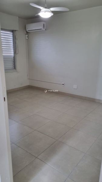 Apartamento com 2 quartos, 1 banheiro e 80m² à venda no bairro Centro, Pelotas