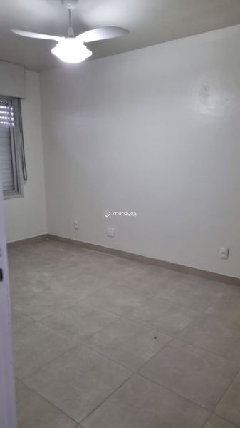 Apartamento com 2 quartos, 1 banheiro e 80m² à venda no bairro Centro, Pelotas