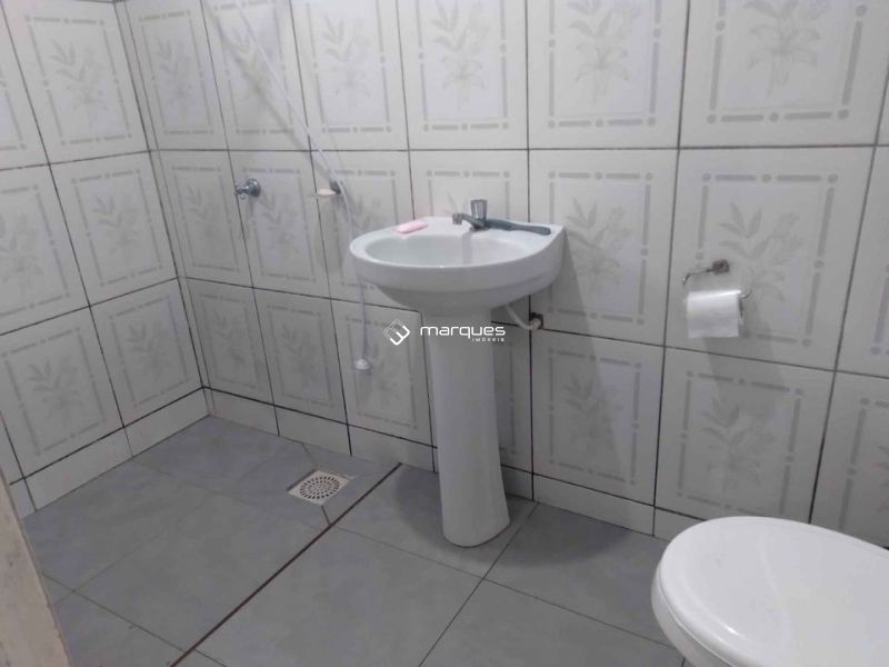 Apartamento com 2 quartos, 1 banheiro e 80m² à venda no bairro Centro, Pelotas