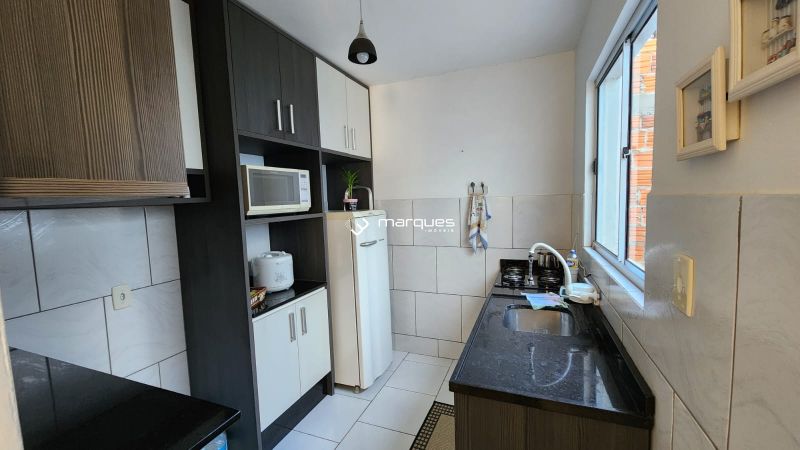 Apartamento com 2 quartos, 1 banheiro e 66m² à venda no bairro Três Vendas, Pelotas