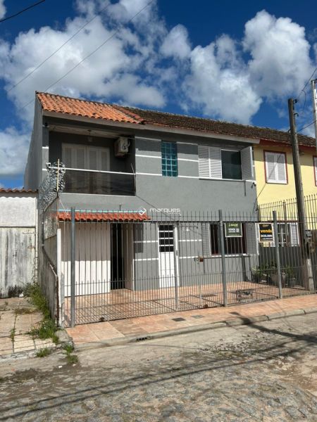 Casa com 3 quartos, 1 banheiro e 188m² à venda no bairro Três Vendas, Pelotas