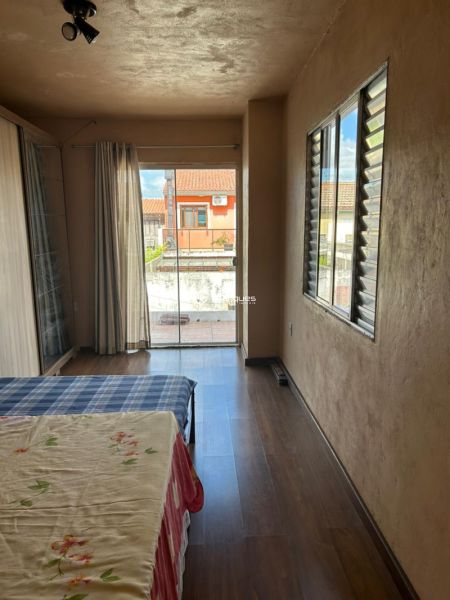Casa com 3 quartos, 1 banheiro e 188m² à venda no bairro Três Vendas, Pelotas