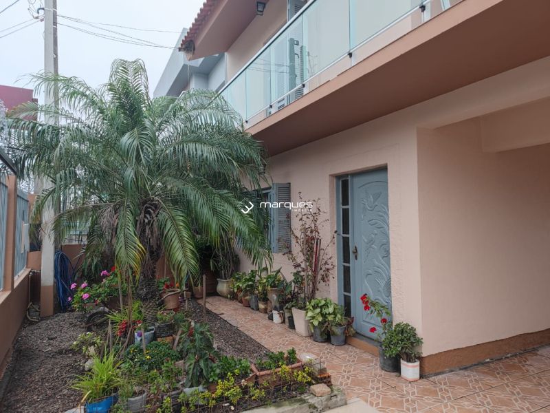 Sobrado com 2 quartos, 2 banheiros e 135m² à venda no bairro Fragata, Pelotas