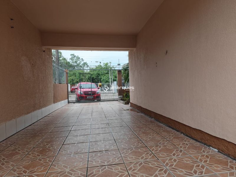 Sobrado com 2 quartos, 2 banheiros e 135m² à venda no bairro Fragata, Pelotas