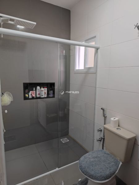 Sobrado com 2 quartos, 2 banheiros e 135m² à venda no bairro Fragata, Pelotas