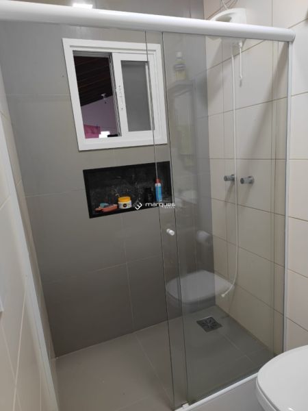 Sobrado com 2 quartos, 2 banheiros e 135m² à venda no bairro Fragata, Pelotas