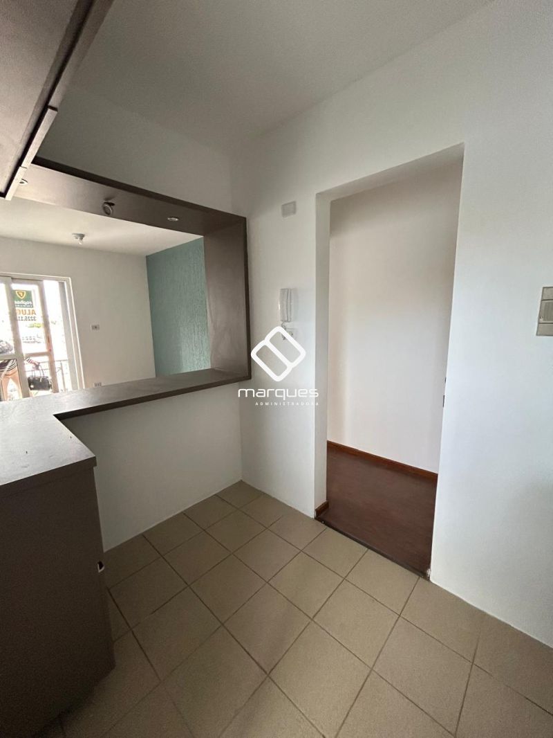 Apartamento com 2 quartos para alugar no bairro Areal, Pelotas