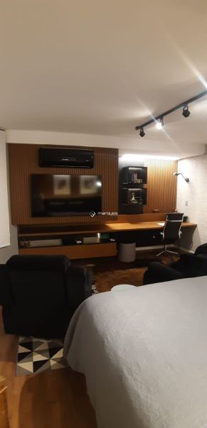 Casa com 4 quartos, 6 banheiros e 440m² à venda no bairro Três Vendas, Pelotas