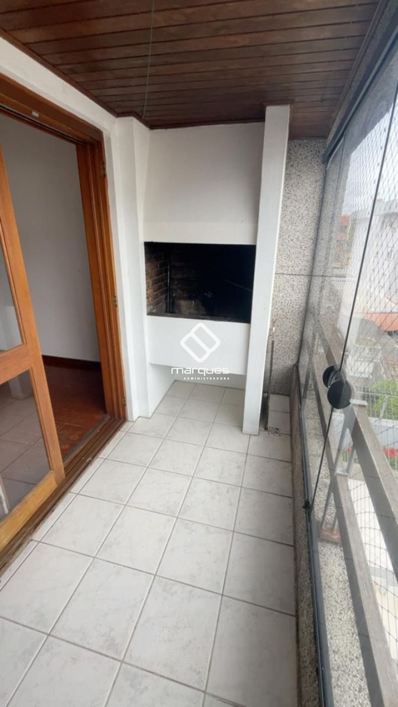 Apartamento com 3 quartos, 2 banheiros e 144m² para alugar no bairro Centro, Pelotas
