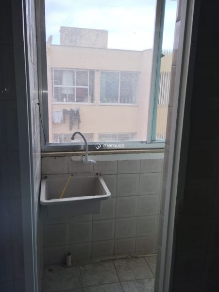 Apartamento com 2 quartos, 1 banheiro e 48m² à venda no bairro Centro, Pelotas