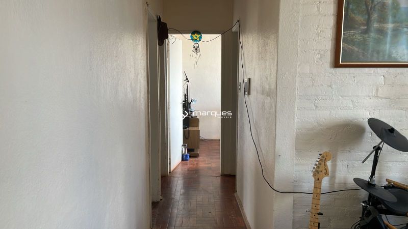Apartamento com 3 quartos, 2 banheiros e 71m² à venda no bairro Centro, Pelotas