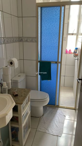 Apartamento com 3 quartos, 2 banheiros e 71m² à venda no bairro Centro, Pelotas