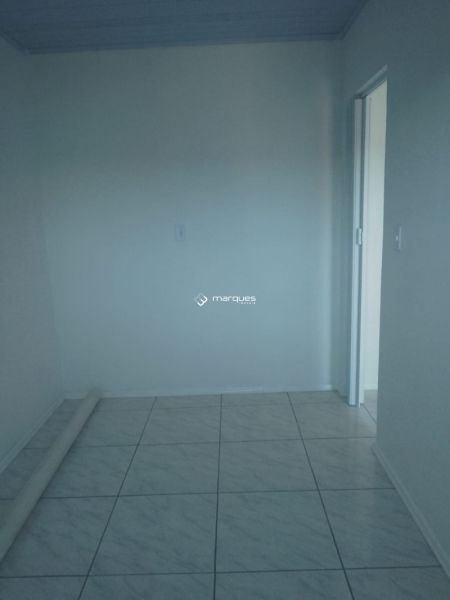 Casa com 2 quartos, 1 banheiro e 46m² à venda no bairro Vila Princesa, Pelotas
