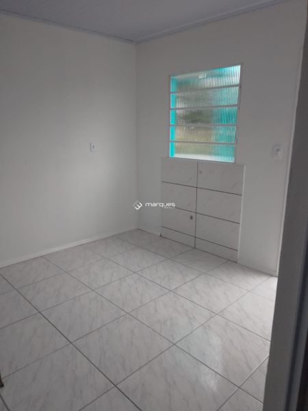 Casa com 2 quartos, 1 banheiro e 46m² à venda no bairro Vila Princesa, Pelotas