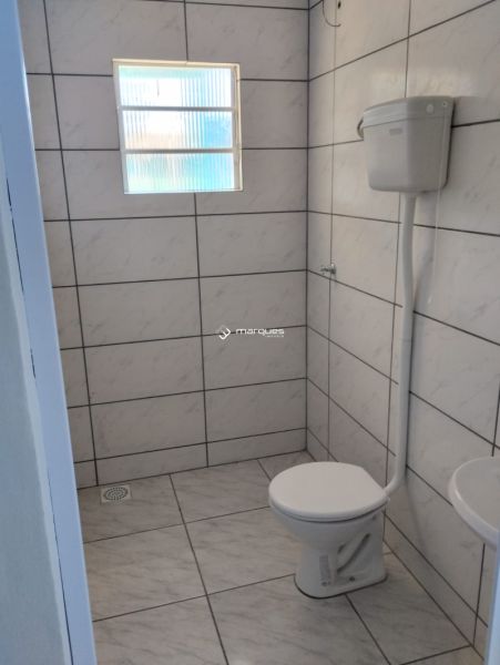 Casa com 2 quartos, 1 banheiro e 46m² à venda no bairro Vila Princesa, Pelotas