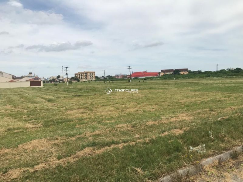 Terreno à venda no bairro Três Vendas, Pelotas