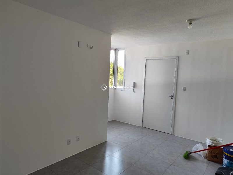 Apartamento com 2 quartos, 1 banheiro e 44m² à venda no bairro Fragata, Pelotas