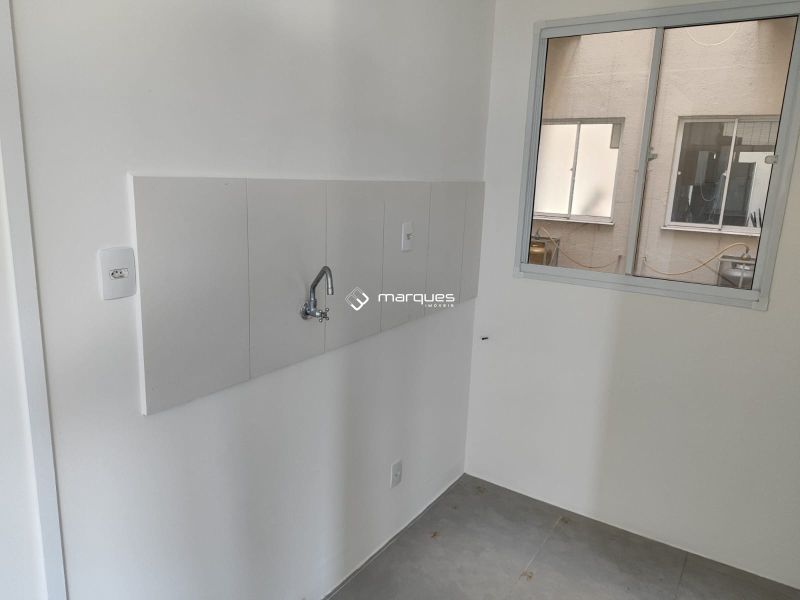 Apartamento com 2 quartos, 1 banheiro e 44m² à venda no bairro Fragata, Pelotas