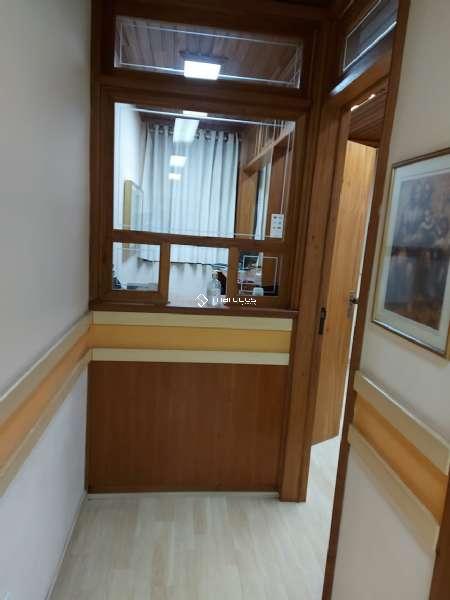 Sala com 2 banheiros e 58m² à venda no bairro Centro, Pelotas