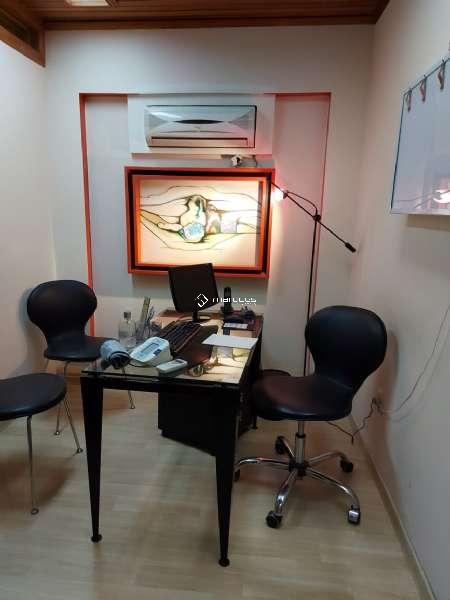Sala com 2 banheiros e 58m² à venda no bairro Centro, Pelotas