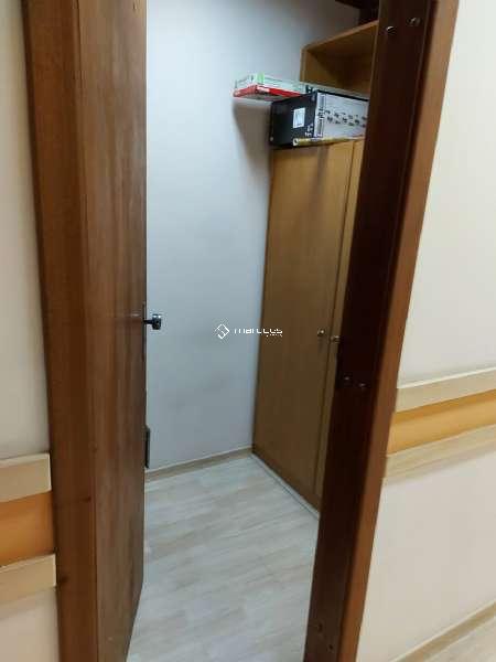 Sala com 2 banheiros e 58m² à venda no bairro Centro, Pelotas