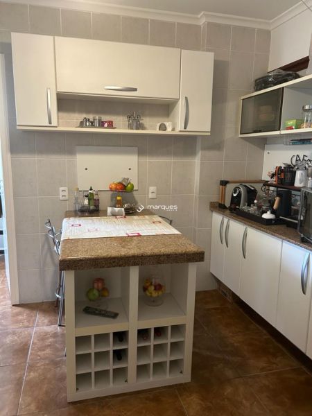 Apartamento com 3 quartos, 3 banheiros e 145m² à venda no bairro Centro, Pelotas