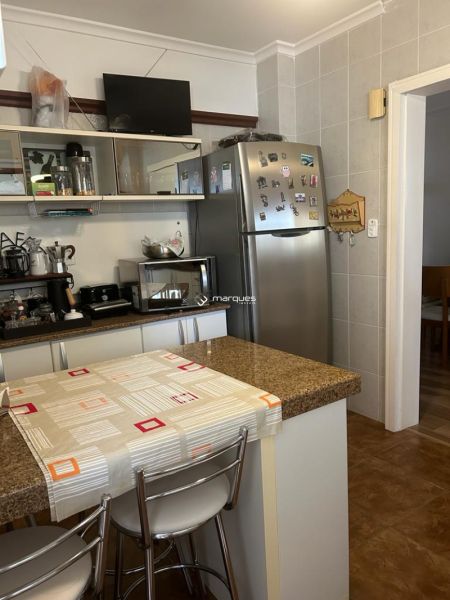 Apartamento com 3 quartos, 3 banheiros e 145m² à venda no bairro Centro, Pelotas