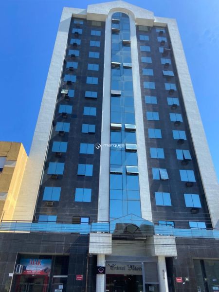 Apartamento com 2 quartos, 1 banheiro e 99m² à venda no bairro Centro, Pelotas