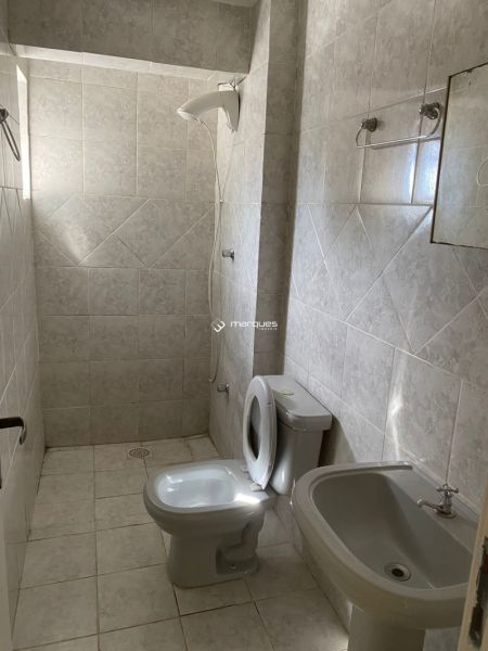 Apartamento com 2 quartos, 1 banheiro e 99m² à venda no bairro Centro, Pelotas