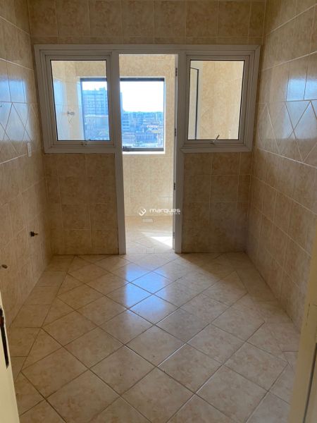 Apartamento com 2 quartos, 1 banheiro e 99m² à venda no bairro Centro, Pelotas