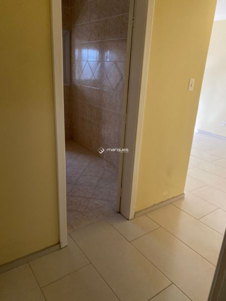 Apartamento com 2 quartos, 1 banheiro e 99m² à venda no bairro Centro, Pelotas