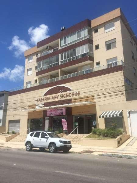 Sala com 52m² à venda no bairro Centro, Pelotas