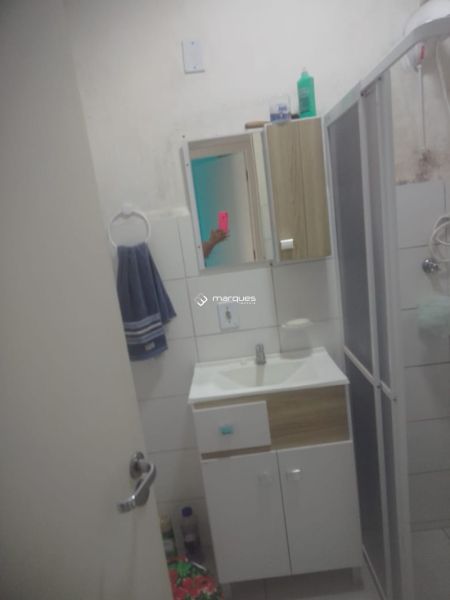 Casa com 2 quartos, 1 banheiro e 58m² à venda no bairro Fragata, Pelotas