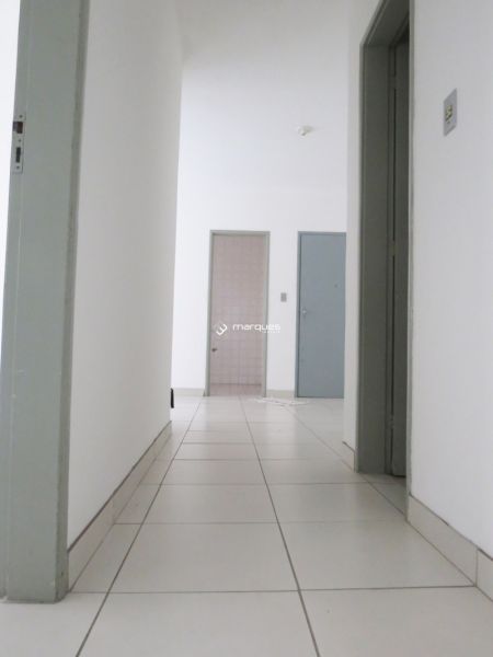 Apartamento com 2 quartos, 2 banheiros e 60m² à venda no bairro Centro, Pelotas