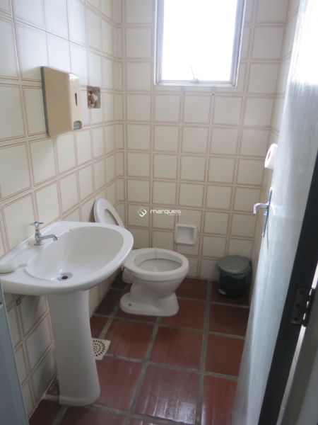 Apartamento com 2 quartos, 2 banheiros e 60m² à venda no bairro Centro, Pelotas