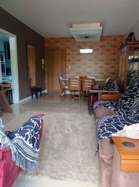 Apartamento com 3 quartos, 2 banheiros e 126m² à venda no bairro Centro, Pelotas